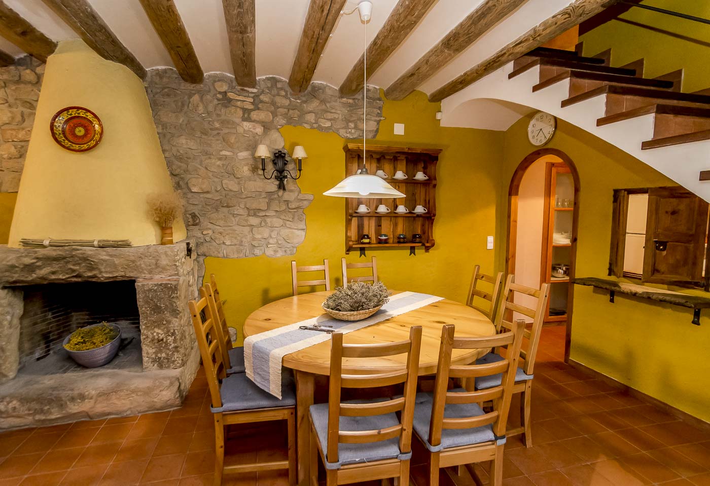 Indoor dining area can seat 6 to 8 people